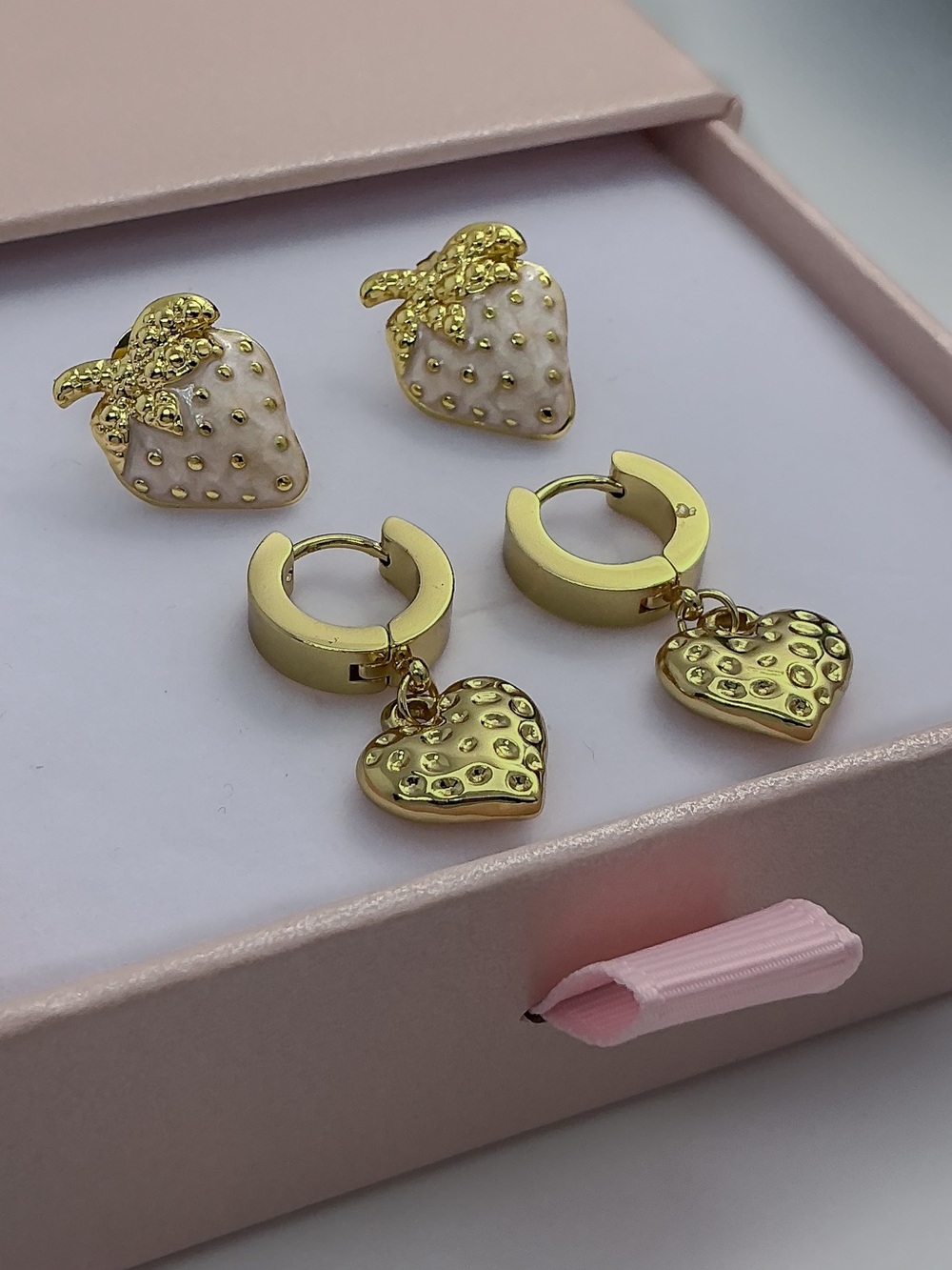 Gold Strawberry Stud & StrawberryTexture Print Heart Huggie Earring  2 Pair Set